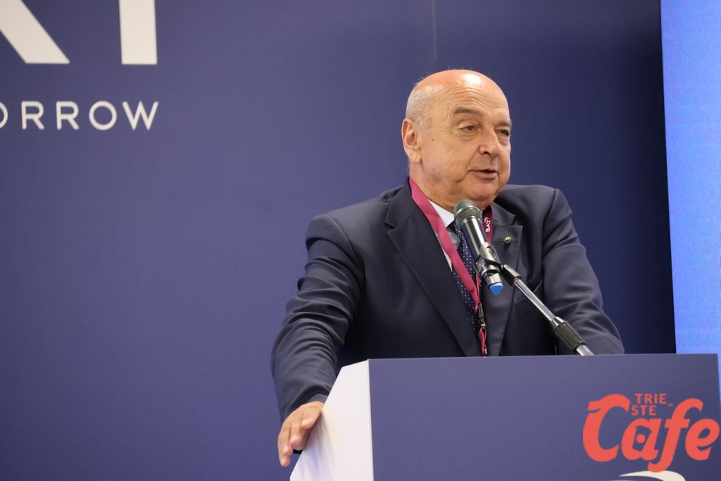 “Faccio selfie coi cittadini”: il sindaco racconta le sue giornate tra cantieri e città